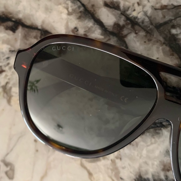 New GUCCI Havana Aviator Tortoise Sunglasses, Green & Red, Full Inclusion - Picture 8 of 16